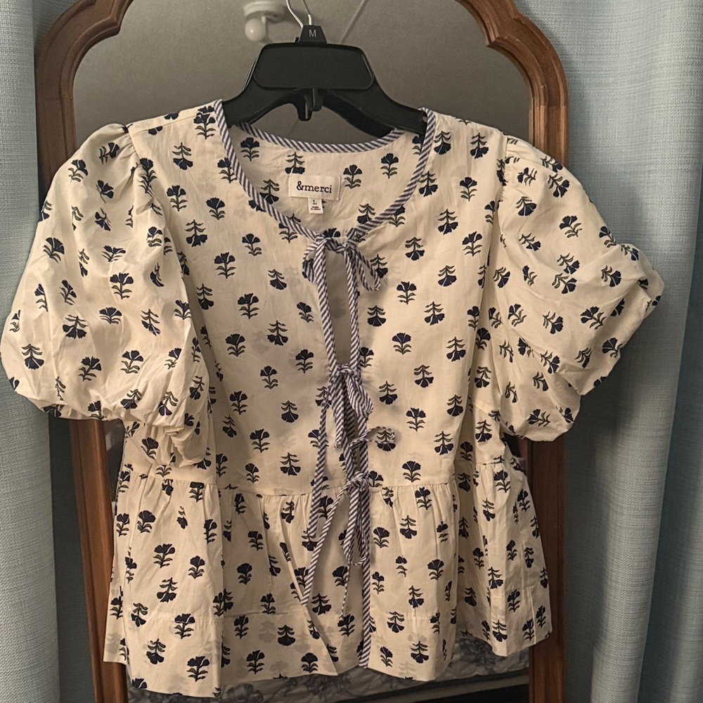 &merci Cream and Blue Floral Blouse